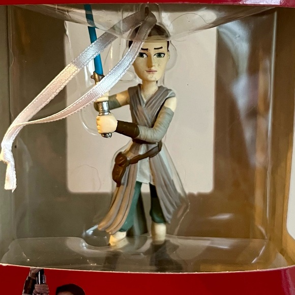 Star Wars Hallmark Christmas ornament - Picture 2 of 2